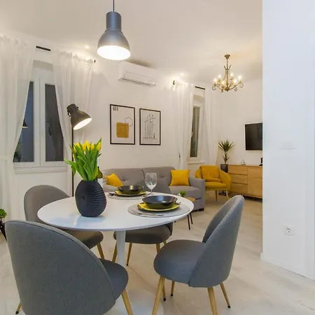 Ena ,city Center Apartment Sibenik
