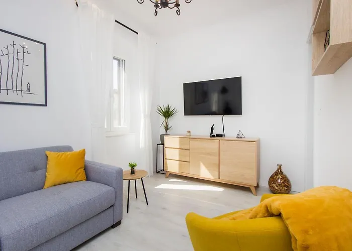 아파트 Ena ,city Center 시베니크